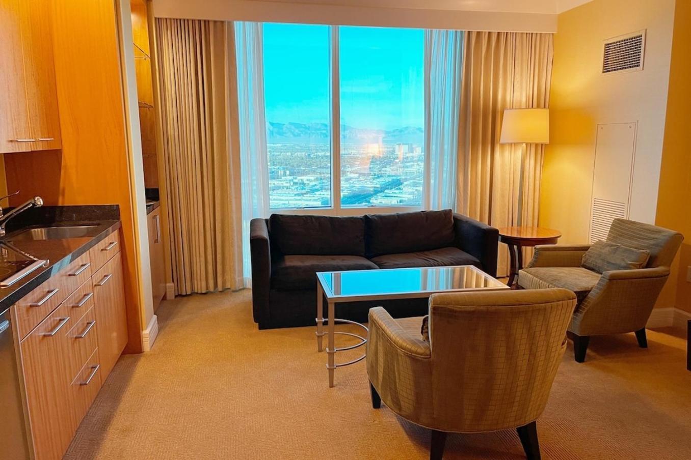 Five Star Trump Hotel No Resort And Cleaning Fees Las Vegas Exterior photo